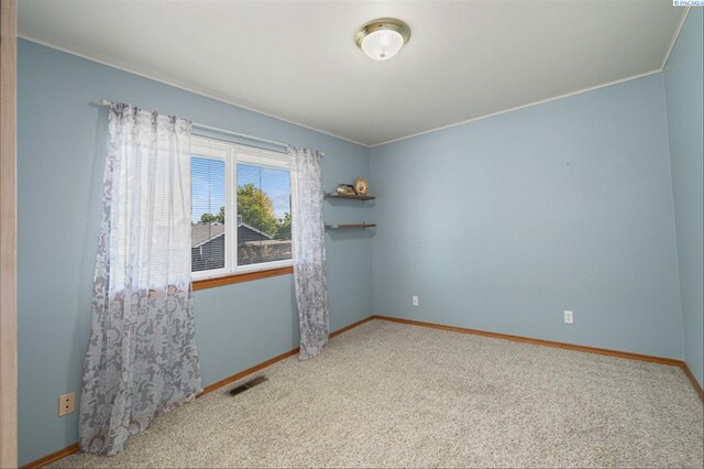 2302 W 31st Ave, Kennewick, WA 99337 - carpeted spare room featuring baseboards