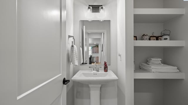 6012 W 31st Ave, Kennewick, WA 99336 - view of bathroom