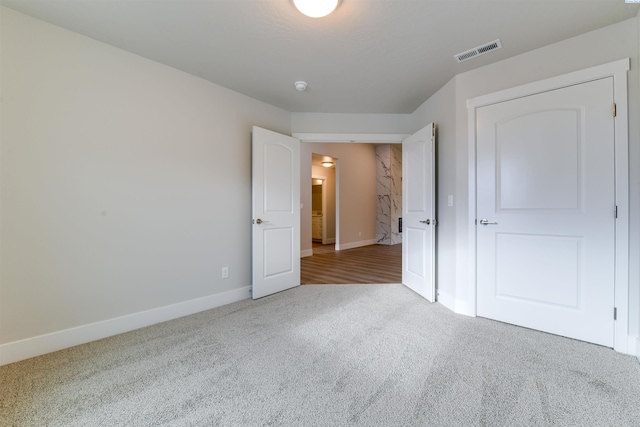 6150 W 30th Pl, Kennewick, WA 99338 - unfurnished bedroom with carpet floors and baseboards