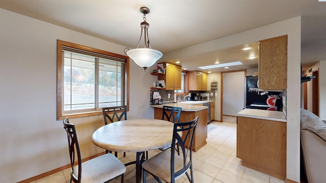 dining area featuring sink