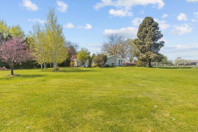 10401 N 1739th Pr NW, Grandview, WA 98930 - photo 7