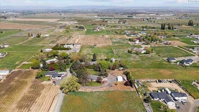 10401 N 1739th Pr NW, Grandview, WA 98930 - photo 46