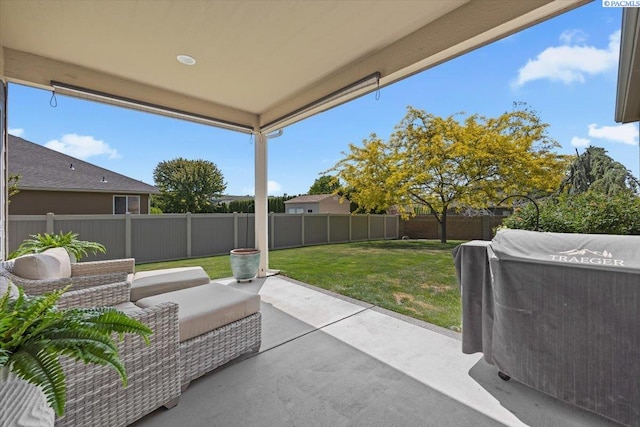 404 S Georgia St, Kennewick, WA 99338 - view of patio / terrace with a fenced backyard
