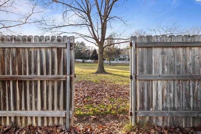 exterior space featuring fence
