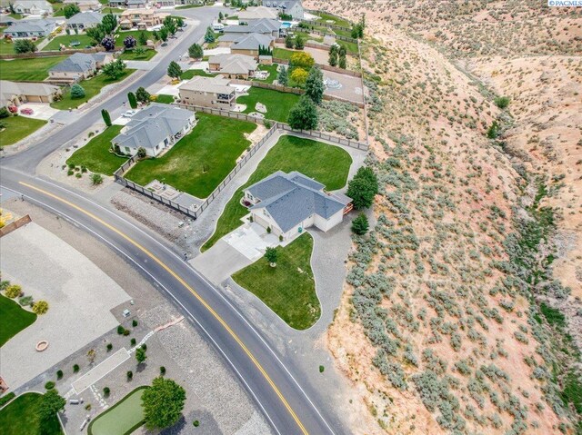 87021 Summit View Dr, Kennewick, WA 99338 - aerial overview of property's location with nearby suburban area