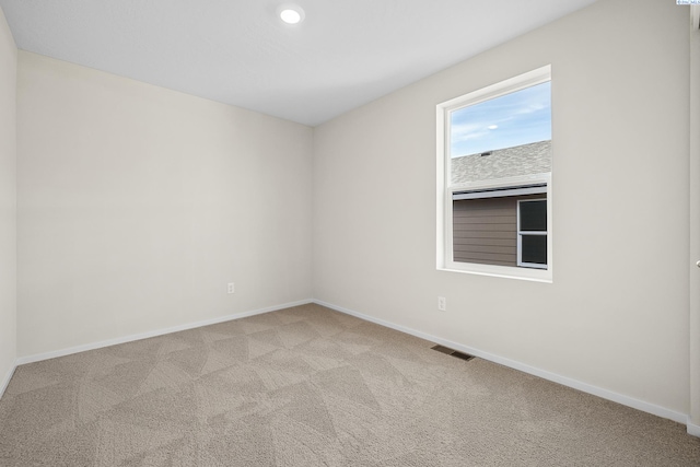 688 S Zeelar St, Kennewick, WA 99336 - empty room with carpet flooring, baseboards, and recessed lighting