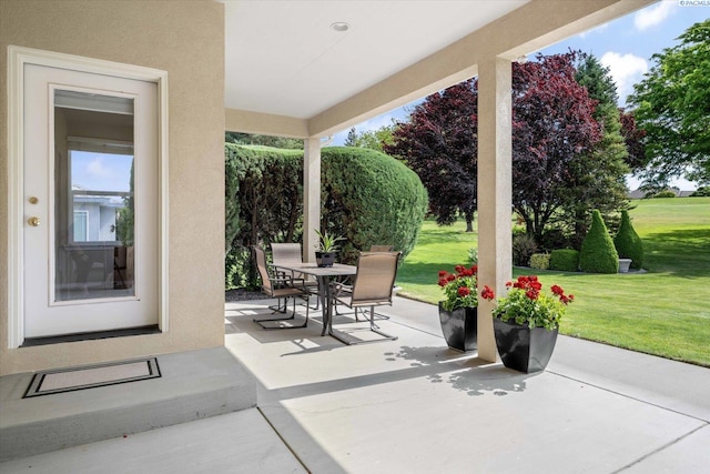 1209 W Canyon Lakes Dr, Kennewick, WA 99337 - view of patio / terrace featuring outdoor dining space