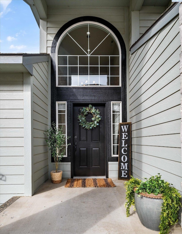 view of property entrance