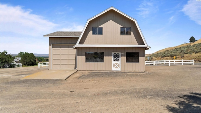 151002 W Richards Rd, Prosser, WA 99350 - view of barn with a mountain view and a garage