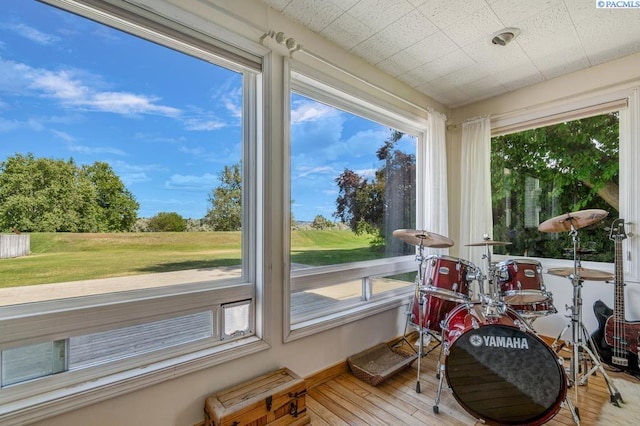 1706 Gaillard Pl, Richland, WA 99354 - sunroom / solarium featuring hardwood / wood-style floors
