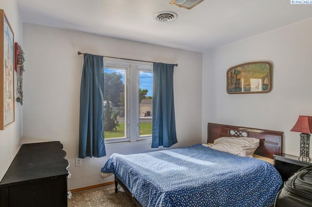 1706 Gaillard Pl, Richland, WA 99354 - bedroom featuring baseboards