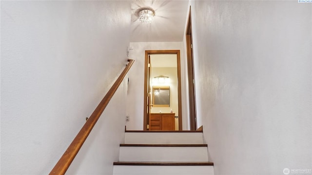235 E Lilac Pl, Othello, WA 99344 - view of staircase