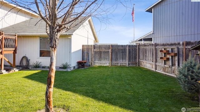 235 E Lilac Pl, Othello, WA 99344 - view of yard