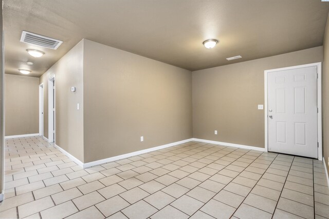 1408 Singh Ln, Sunnyside, WA 98944 - empty room with light tile patterned floors