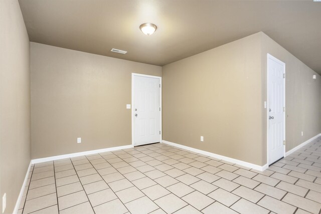 1408 Singh Ln, Sunnyside, WA 98944 - view of empty room