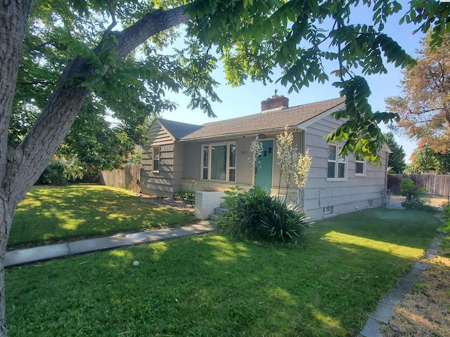 3011 W Hood Ave, Kennewick, WA 99336 - view of front facade featuring a chimney
