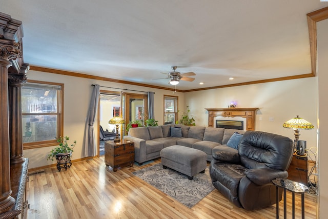 485 NW Thomas St, Pullman, WA 99163 - living area with light wood-style floors, ceiling fan, baseboards, crown molding, and recessed lighting