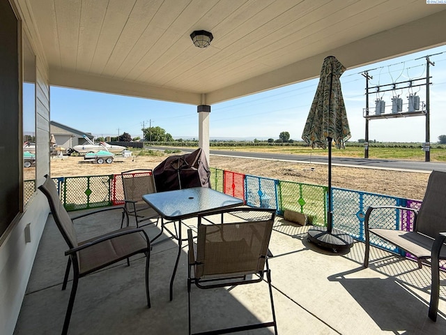 1609 Diamond Ave, Grandview, WA 98930 - view of patio / terrace