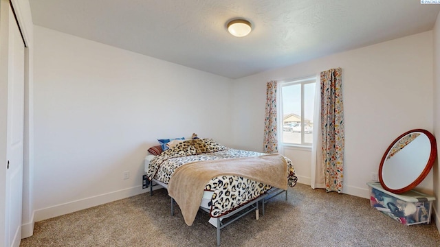 1609 Diamond Ave, Grandview, WA 98930 - carpeted bedroom with baseboards