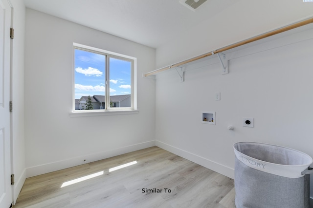 6665 W 29th Ct, Kennewick, WA 99338 - washroom with hookup for an electric dryer, light wood-style floors, hookup for a washing machine, and gas dryer hookup