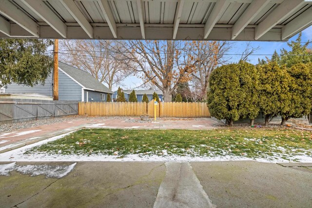1830 Hunt Pt, Richland, WA 99354 - view of yard with a patio area