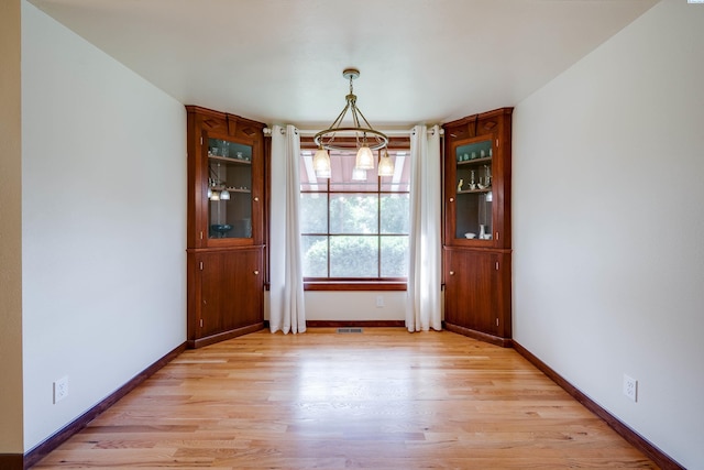 912 S Lake St, Colfax, WA 99111 - unfurnished dining area with light wood-style flooring