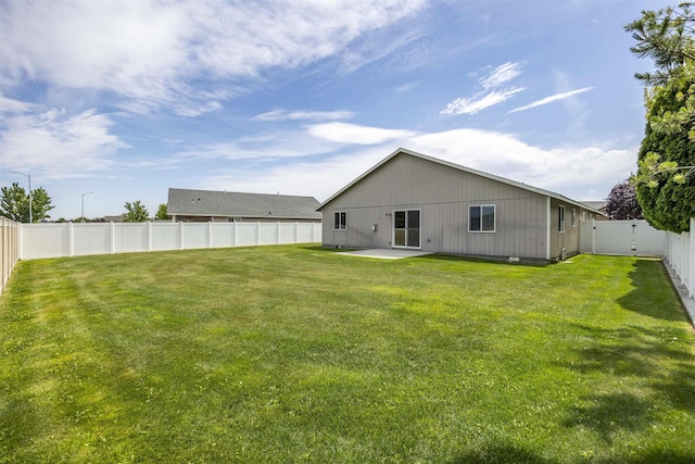 5811 Austin Ct, Pasco, WA 99301 - rear view of property featuring a fenced backyard and a patio