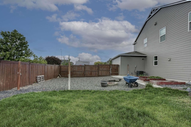 1390 Jade Ave, West Richland, WA 99353 - view of yard featuring cooling unit