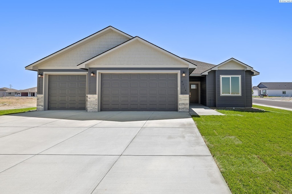 8814 Dusty Maiden Dr, Pasco, WA 99301 - photo 1