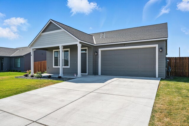 306 Tanzanite Ave, Grandview, WA 98930 - photo 2