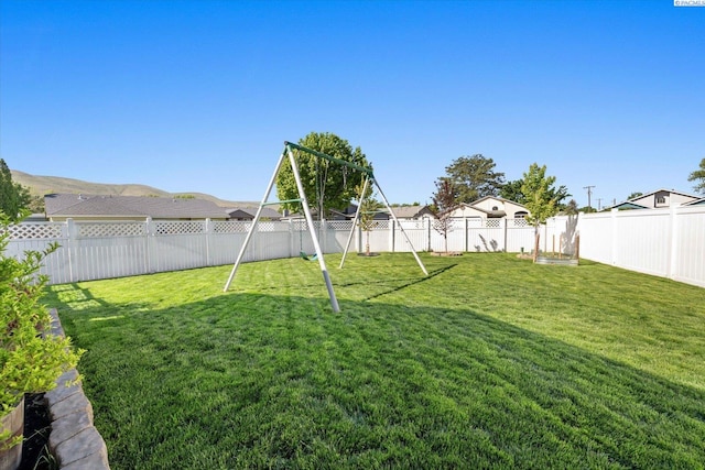 521 Eastgate Dr, Prosser, WA 99350 - view of yard