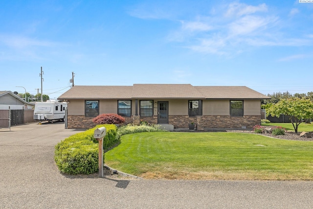 4016 W Ruby, Pasco, WA 99301 - single story home featuring stone siding and roof with shingles