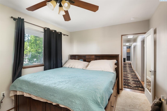 bedroom with ceiling fan