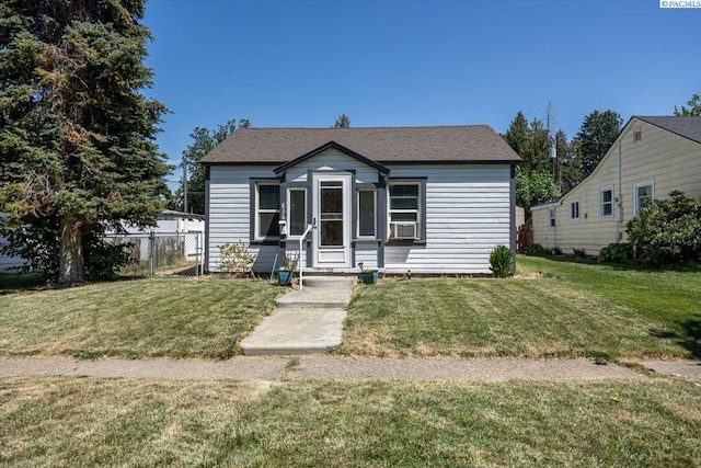 836 Main St, Prosser, WA 99350 - view of bungalow-style home