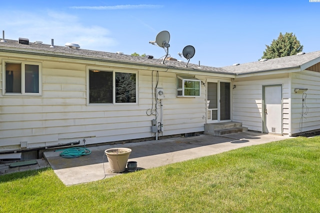 2120 Austin St, Richland, WA 99354 - rear view of property featuring a patio, a yard, and entry steps