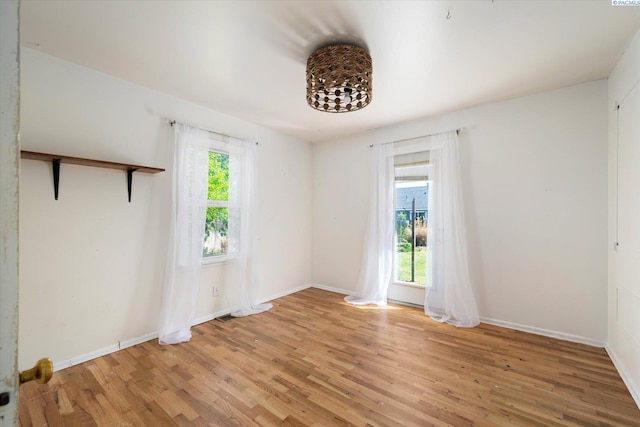 3011 W Hood Ave, Kennewick, WA 99336 - unfurnished room featuring light wood finished floors and baseboards
