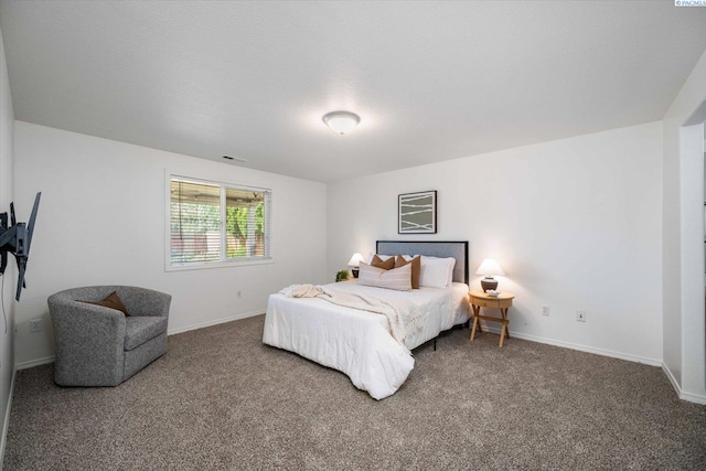 1713 W 39th Ave, Kennewick, WA 99337 - carpeted bedroom featuring baseboards