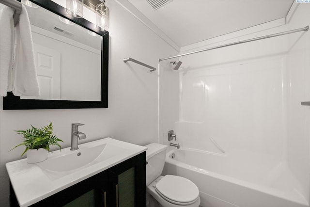 1713 W 39th Ave, Kennewick, WA 99337 - bathroom with washtub / shower combination and vanity