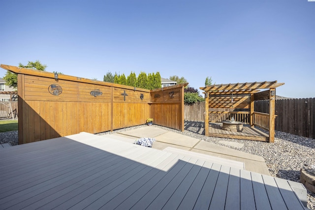 2532 W 32nd Ave, Kennewick, WA 99337 - wooden deck with a pergola and a fenced backyard