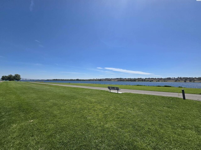 5307 W Irving St, Pasco, WA 99301 - view of green lawn with a water view