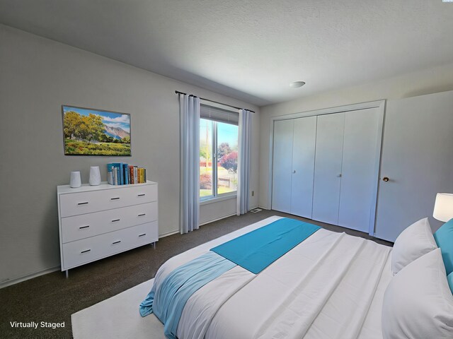5307 W Irving St, Pasco, WA 99301 - bedroom with carpet and a closet