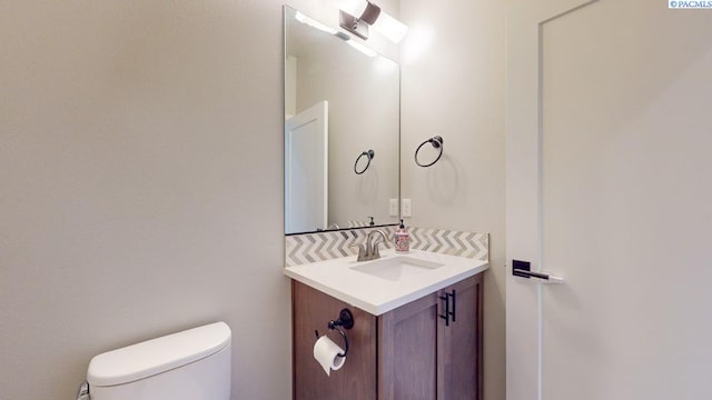 4801 White Dr, Richland, WA 99352 - bathroom featuring vanity and toilet
