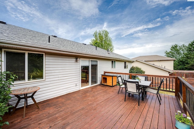 495 NW Robert St, Pullman, WA 99163 - wooden deck with outdoor dining area