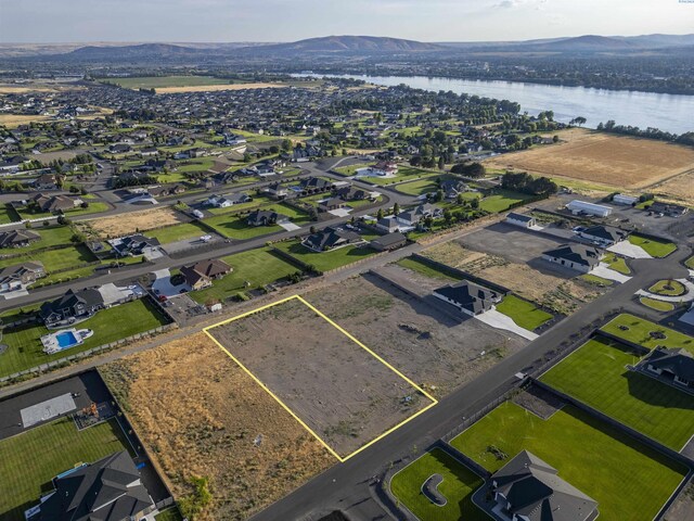 11702 Cordon Crest Ct, Pasco, WA 99301 - photo 2
