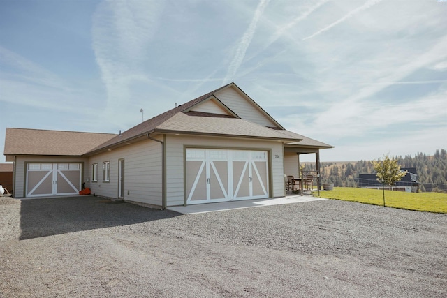 204 Red Tail Ridge Rd, Colfax, WA 99111 - garage featuring driveway