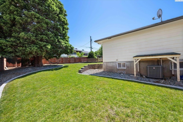 2115 W 8th Pl, Kennewick, WA 99336 - view of yard with central AC unit