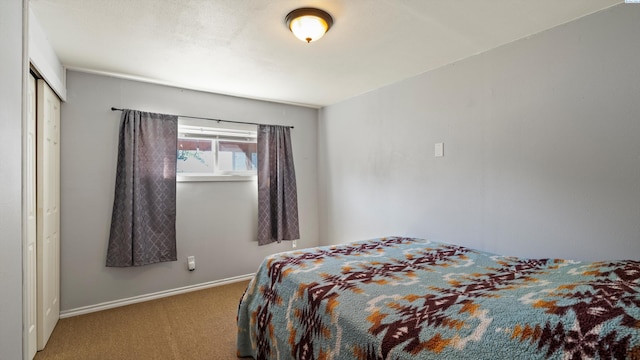 2404 Camden St, Richland, WA 99352 - bedroom featuring carpet floors and baseboards