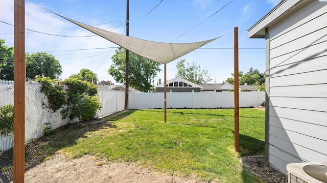 2404 Camden St, Richland, WA 99352 - view of yard featuring central AC unit