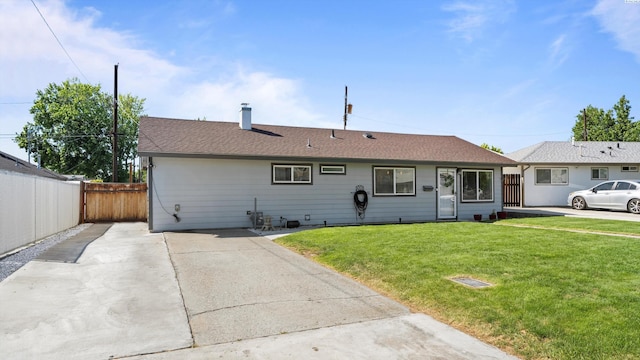 2404 Camden St, Richland, WA 99352 - single story home featuring a chimney and roof with shingles