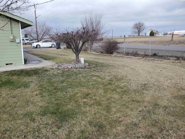 770 W Woodin Rd, Sunnyside, WA 98944 - photo 4